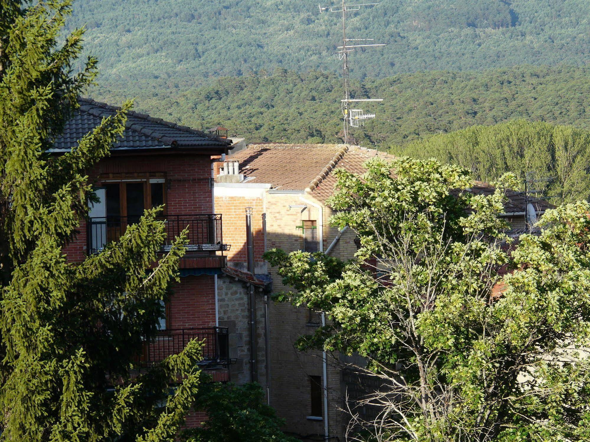 Guest house Mayas 4*